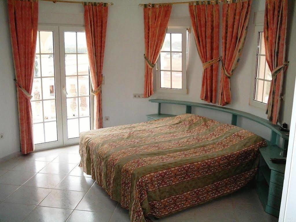 Pension Los Caballos Els Poblets Phòng bức ảnh